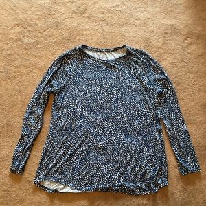 APT 9 tunic shirt long sleeved black with dots